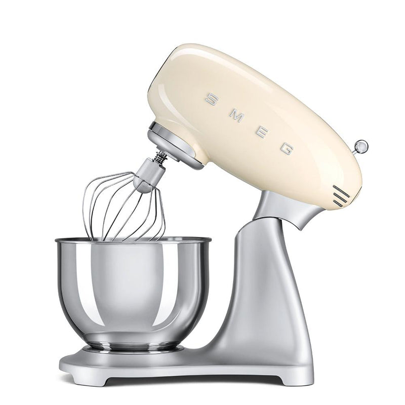 Smeg 50's Retro Style Aesthetic 5-Quart Stand Mixer SMF01CRUS IMAGE 3