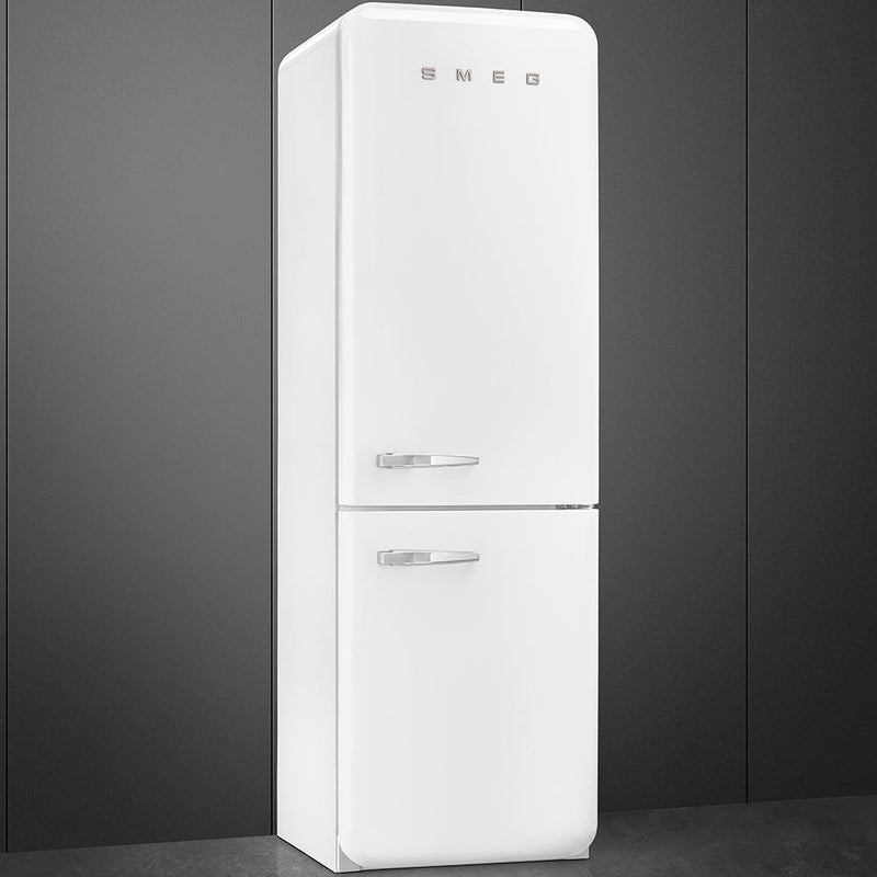 Smeg 24-inch, 11.7 cu. ft. Bottom Freezer Refrigerator FAB32UWHRN IMAGE 4