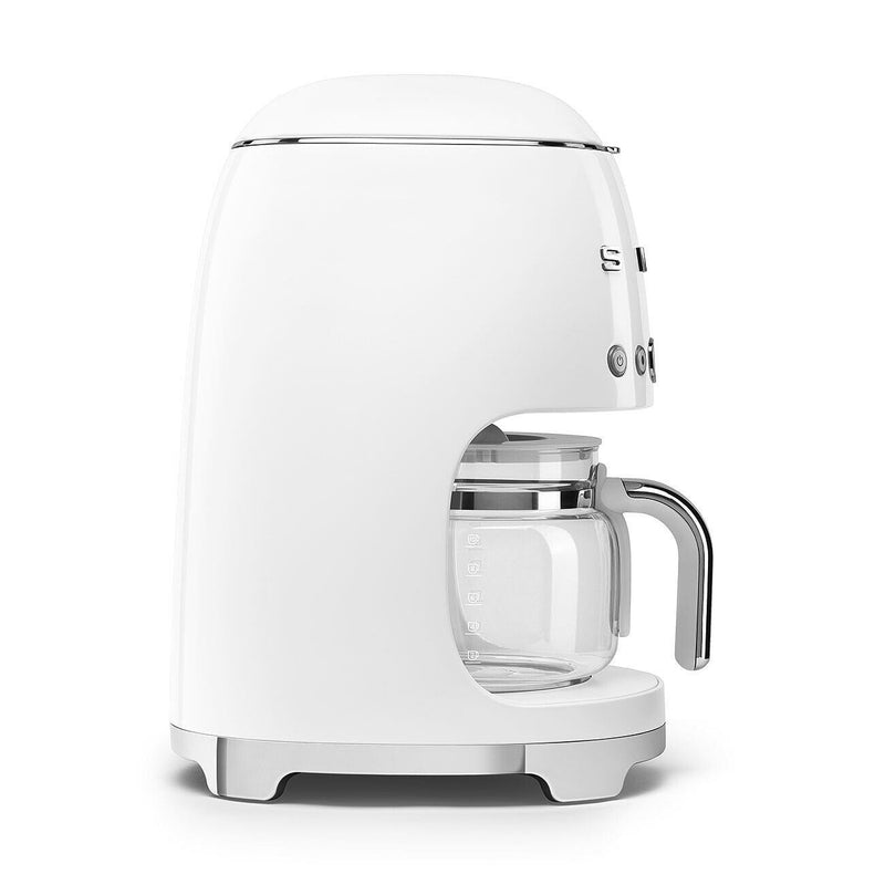 Smeg Retro-Style Drip Coffee Machine DCF02WHUS IMAGE 3