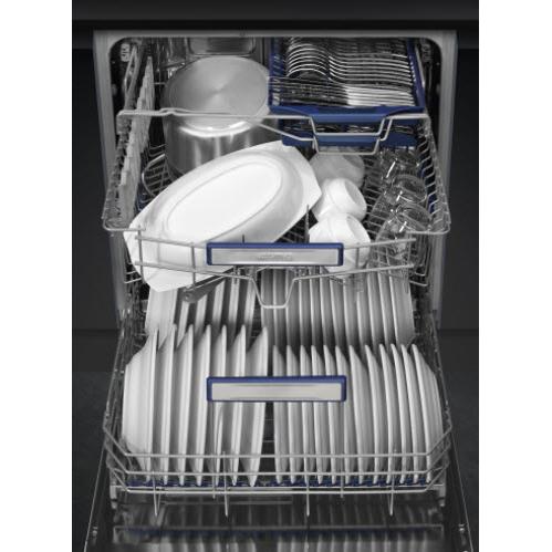 Smeg 24-inch Built-in Dishwasher with Planetarium Washing System STL7235L IMAGE 5