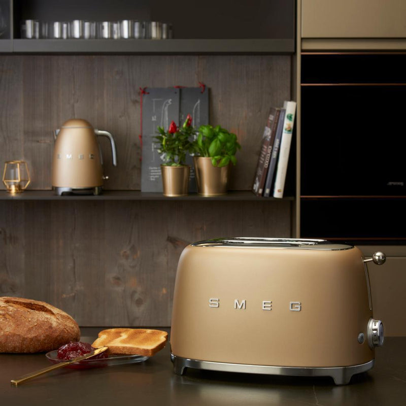 Smeg Retro-Style 2-Slice Toaster TSF01CHMUS IMAGE 9