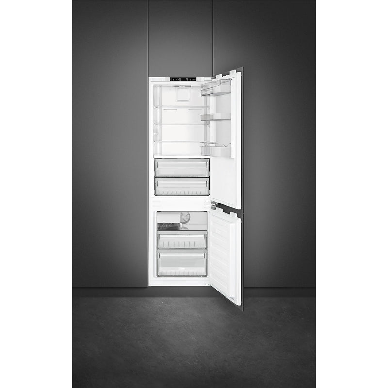 Smeg 22-inch, 9.2 cu. ft. Bottom Freezer Refrigerator CB300UI IMAGE 2