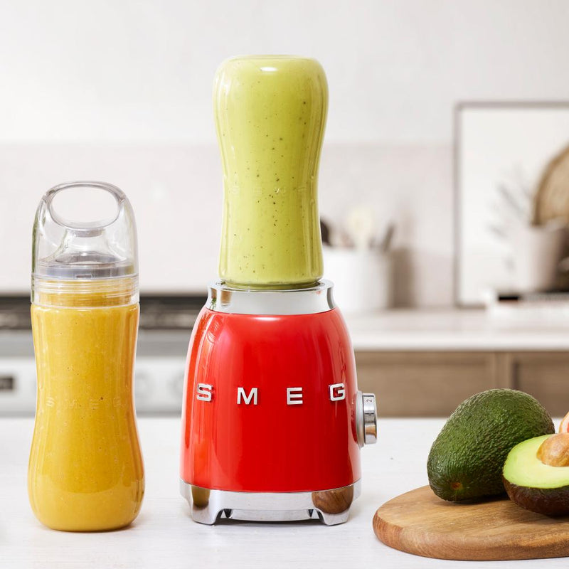 Smeg Retro-Style Personal Blender PBF01RDUS IMAGE 6