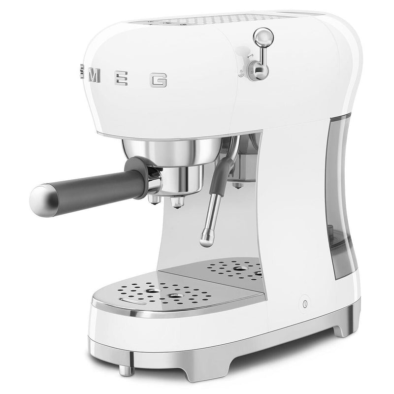 Smeg Retro-Style Manual Espresso Coffee Machine ECF02WHUS IMAGE 4