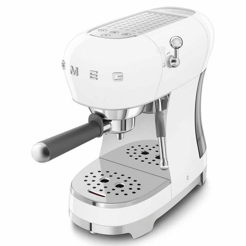 Smeg Retro-Style Manual Espresso Coffee Machine ECF02WHUS IMAGE 8