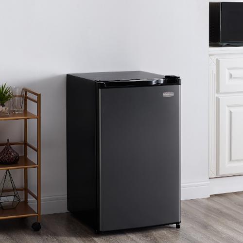 Marathon 19.7 cu. ft., 4.4 cu. ft. Compact Refrigerator MAR46BLS IMAGE 4