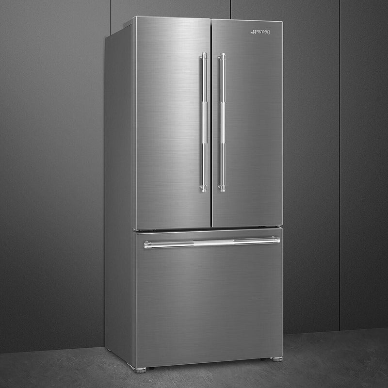 Smeg 30-inch, 16 cu. ft. Freestanding French 3-Door Refrigerator FD30UXI IMAGE 2