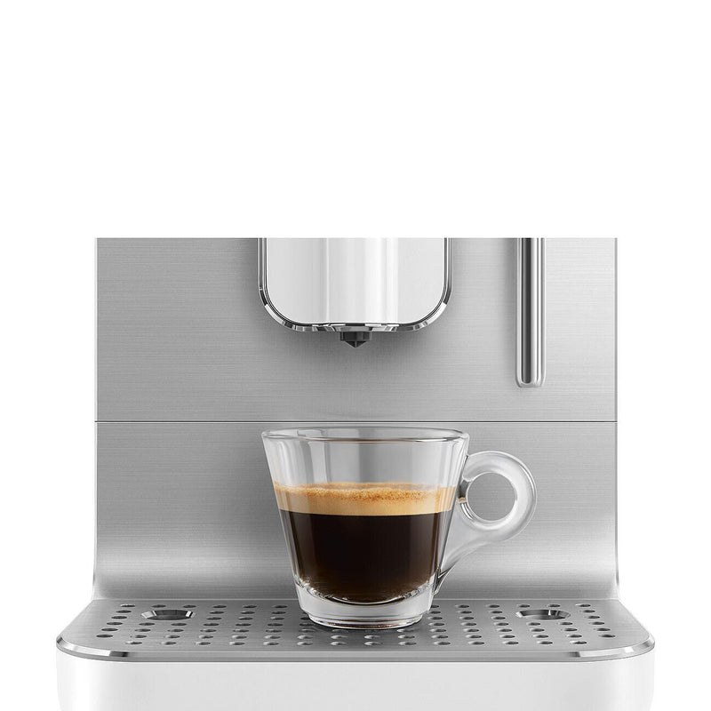 Smeg Automatic Espresso Machine BCC12WHMUS IMAGE 6