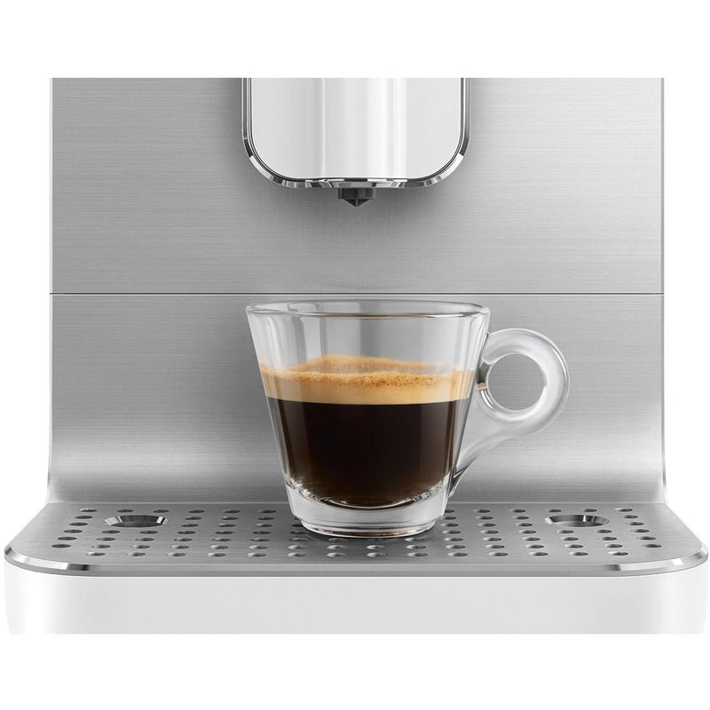 Smeg Automatic Espresso Machine BCC11WHMUS IMAGE 6